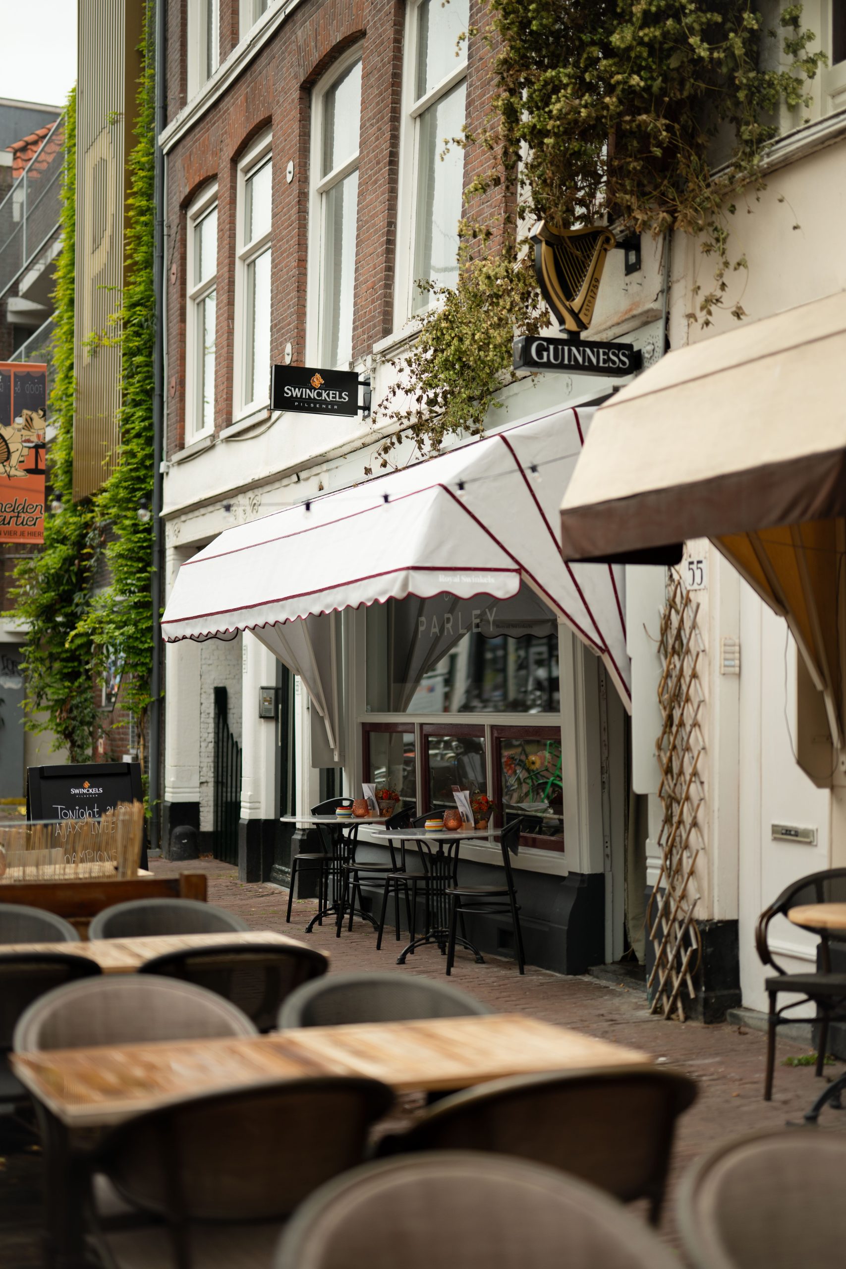 Cafe-Parley-Poolen-Sport-Borrel-Diner-Bar-Eten-Drinken5